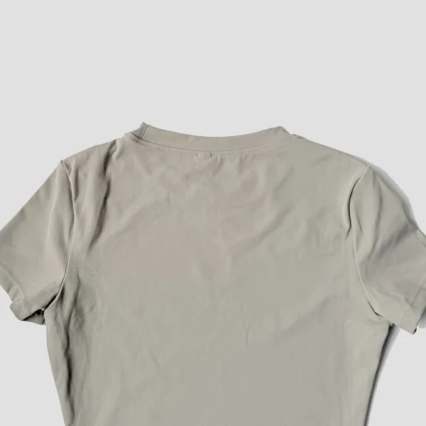 توب رياضي نسائي