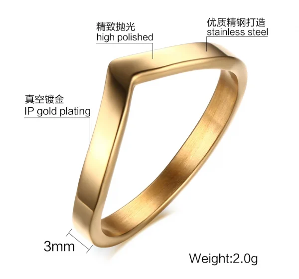 خاتم ذهبي بسيط