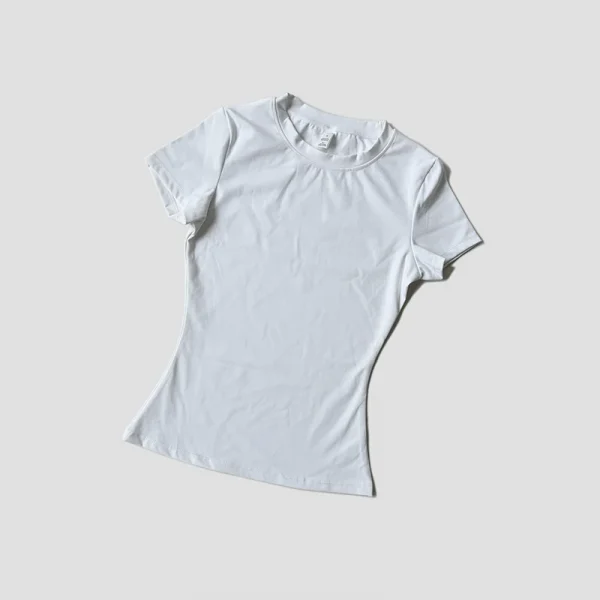 توب رياضي نسائي