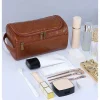 حقيبة أدوات سفر جلدية